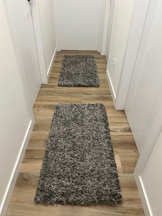 Set di 2 tappeti da corridoio grigi argento