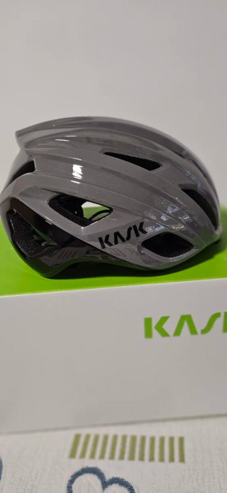 Casco Kask Mojito 3.Nuevo estrenar