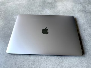 MacBook Pro 13 2019 i5 16GB