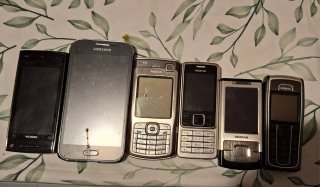 Lote de 6 teléfonos móviles Vintage Nokia/Samsung