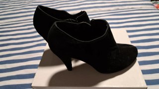 Botines negros de tacón MSK