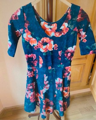 Vestido con estampado floral