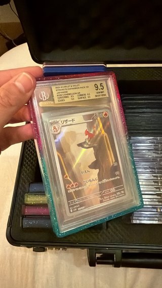 Carta Pokémon Charmeleon AR Graduada BGS 9.5
