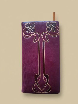 Bloc de notas antiguo estilo Art Nouveau