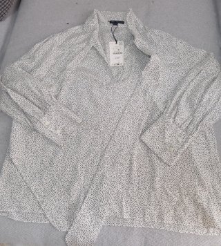 Blusa Fluida de Lunares Zara