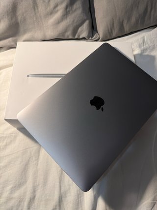 MacBook Air 13 pollici Grigio Siderale