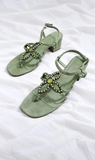 Sandalias Y2K