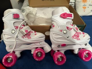 Patines infantiles Roces Quads talla 30-33 nuevos