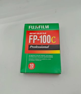 Película Fujifilm FP-100c