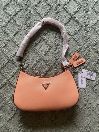 Bolso Guess Naranja con Etiqueta