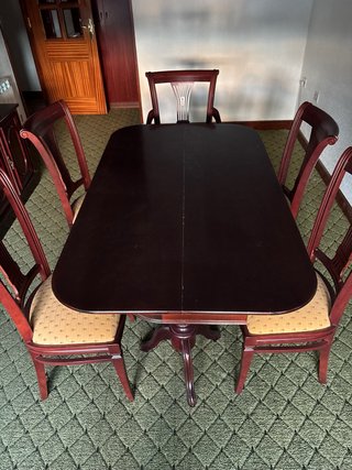 Mesa de Comedor Clásica Extensible