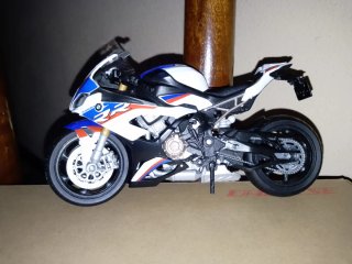 Moto de juguete BMW S1000RR