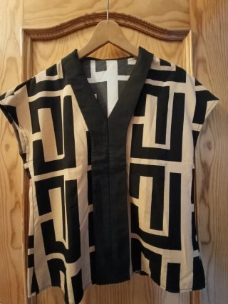 Camisa Estampada Geométrica