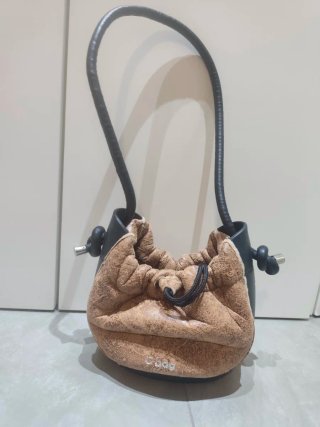 Bolso O bag marrón y negro