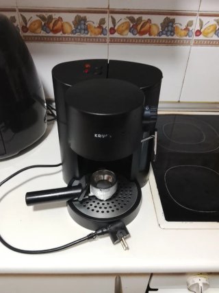 Cafetera Krups Negra