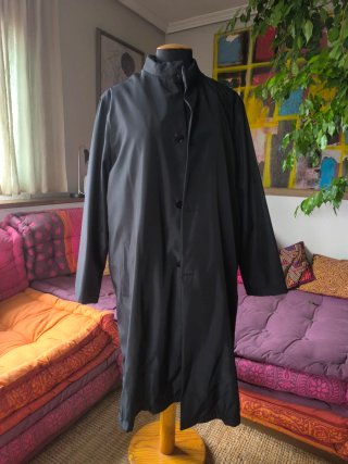 Gabardina Azul Marino con Forro Extraíble
