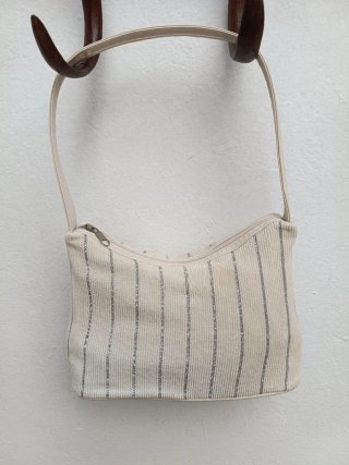 Bolso de pana blanco