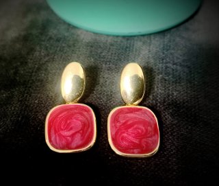 Pendientes Dorados y Rojos