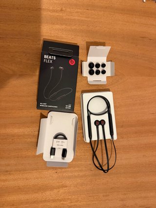 Auriculares Beats Flex Negros