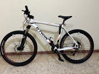 Bicicleta de Montaña Btwin Blanca