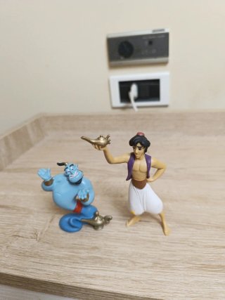 Figuras de Aladdin y el Genio