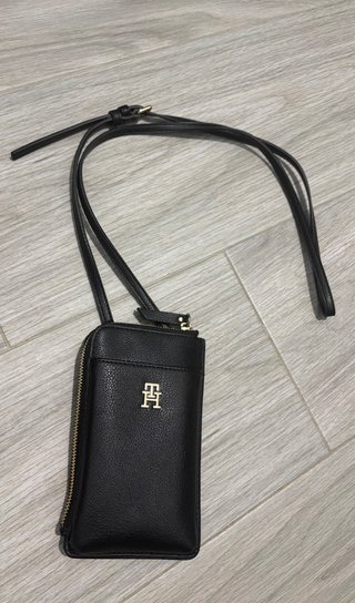 Bolso Cartera Tommy Hilfiger Negro