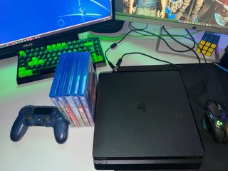Pack PS4 (PlayStation 4) + 5 Juegos