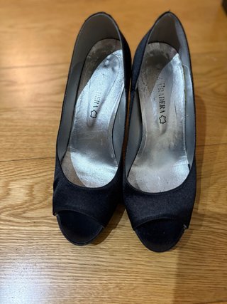 Zapatos de tacón negros Paz Tradera