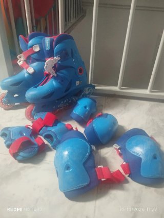 Patines Oxelo para niño con protecciones