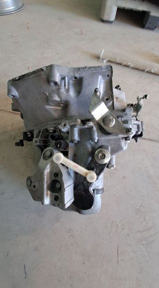 20cq66 caja cambios peugeot 208 1.4 16v vti 261735