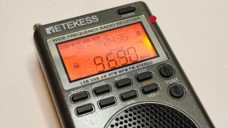 Radio Receptor Retekess TR110 – Multibanda