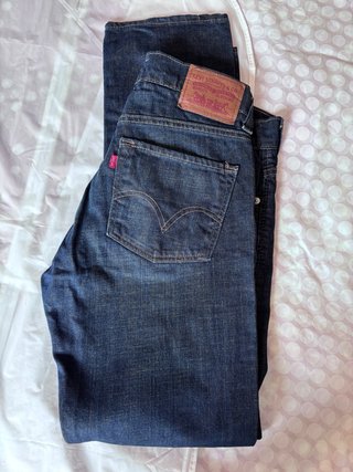 Vaqueros Levi's 511 W31 L30 Skinny.