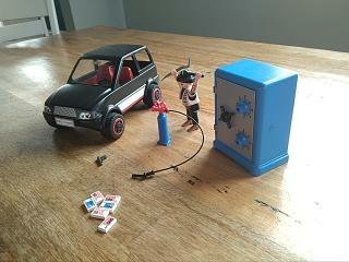 Playmobil Coche, Ladrón y Caja Fuerte 4059