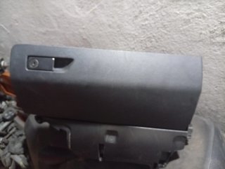 Guantera Mercedes Clase E W207