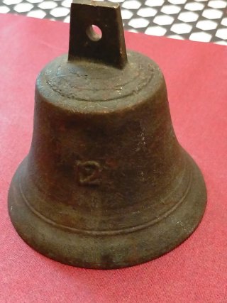 Campana de Bronce Antigua