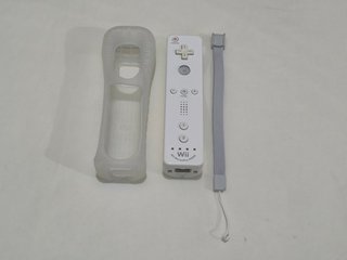 Mando Wii Motion Plus Blanco + Funda + Correa
