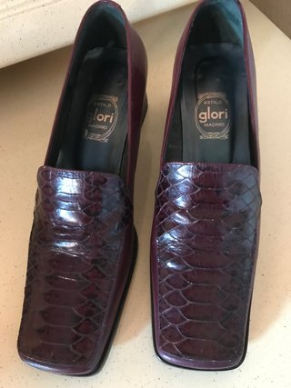 Zapatos Granates Tacón Ancho glori