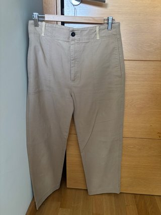 Pantalón Beige
