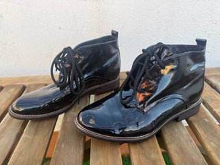 Botines de Charol Negros marca Graceland