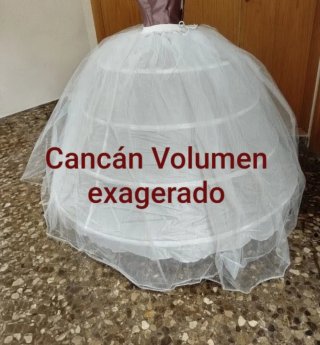 Cancán de gran volumen