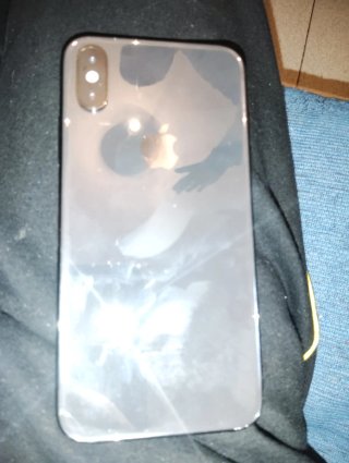 iPhone XS Space Gray funciona perfectamente 80