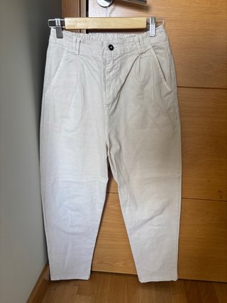 Pantalón color crema