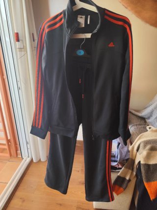 Chándal Adidas Negro y Naranja