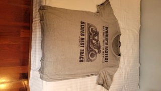 2 Camisetas Grises Estampadas