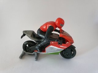 DUCATI MOTO KINDER SORPRESA UOVA GADGET