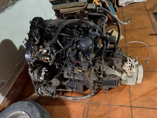Motor Peugeot 205