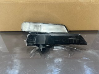 Intermitentes laterales Ford Focus