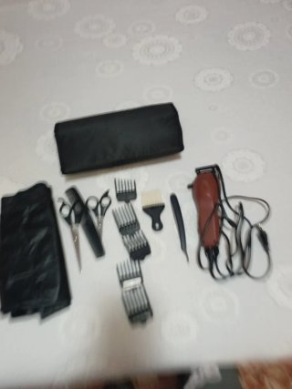 Máquina de cortar pelo con accesorios
