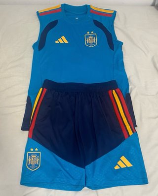 Conjunto Entrenamiento España Adidas