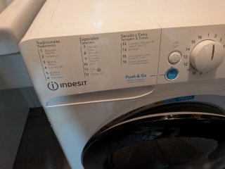 Lavadora Secadora Indesit